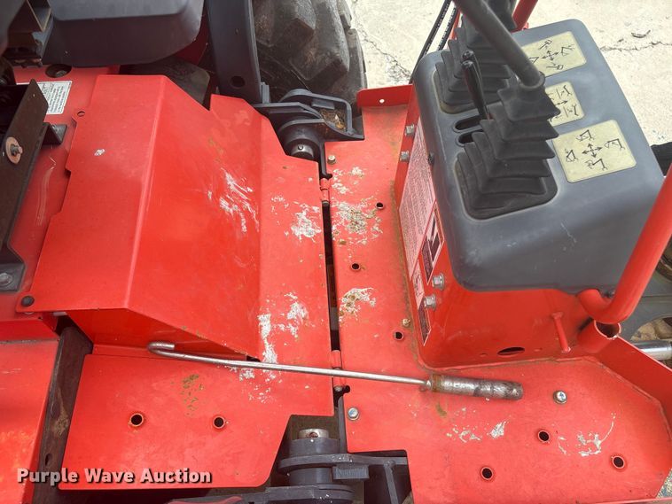 image for item ET8524 2021 Kubota L47 backhoe