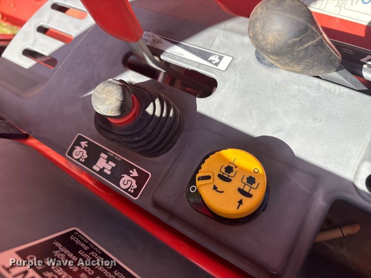 image for item ET8524 2021 Kubota L47 backhoe