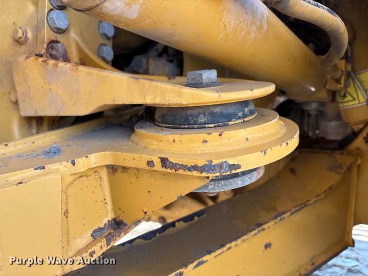 image for item EU0068 2006 Caterpillar 730 water wagon