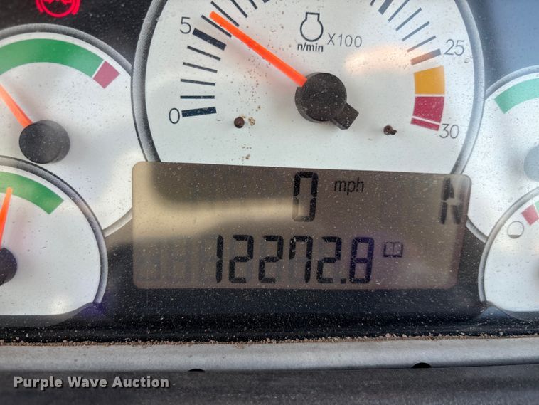 image for item EU0068 2006 Caterpillar 730 water wagon