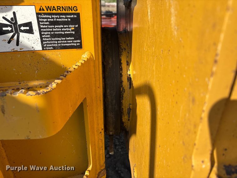 image for item EU0070 2014 John Deere 300D articulated haul truck