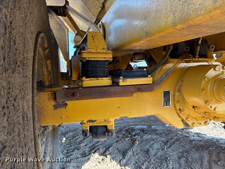 image for item EU0070 2014 John Deere 300D articulated haul truck