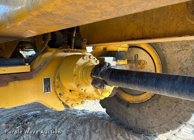 image for item EU0070 2014 John Deere 300D articulated haul truck