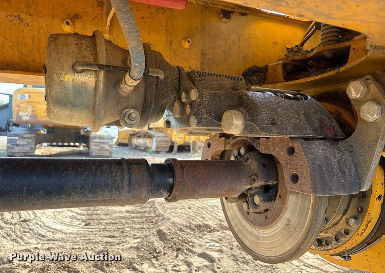 image for item EU0070 2014 John Deere 300D articulated haul truck