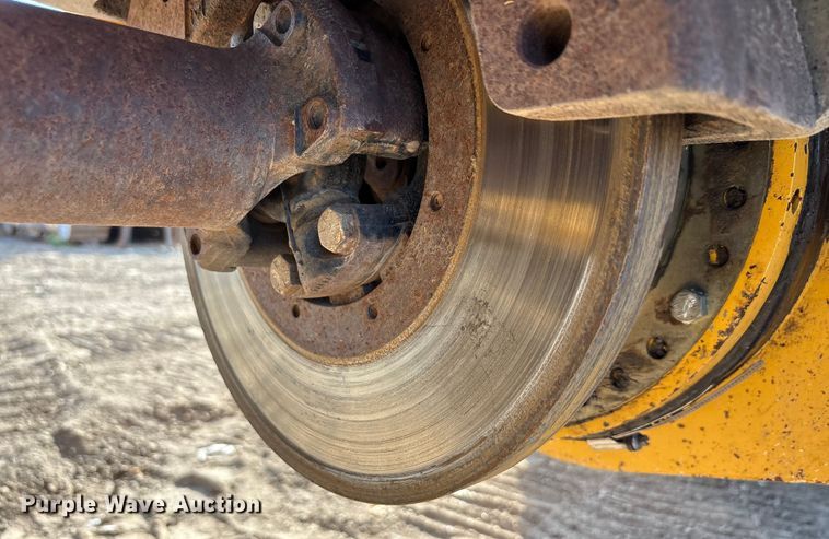 image for item EU0070 2014 John Deere 300D articulated haul truck