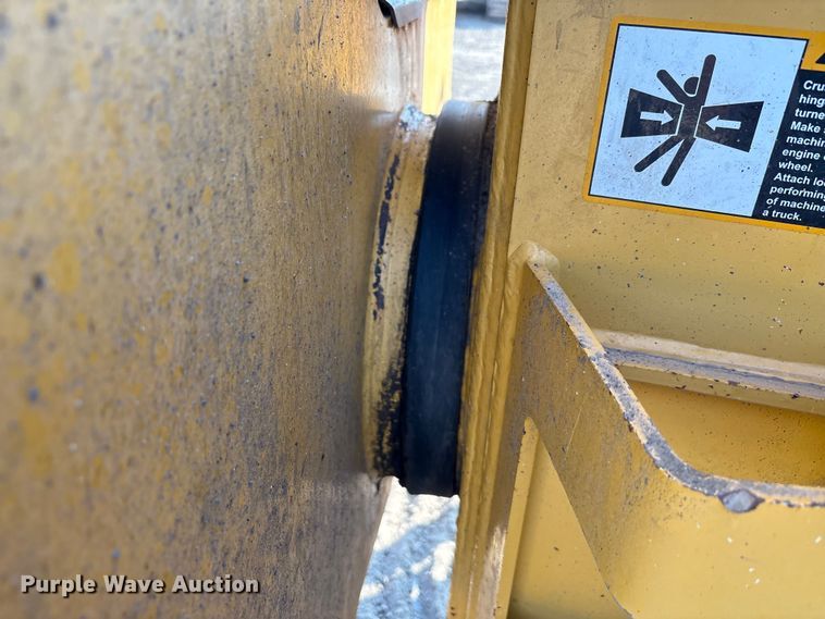 image for item EU0070 2014 John Deere 300D articulated haul truck