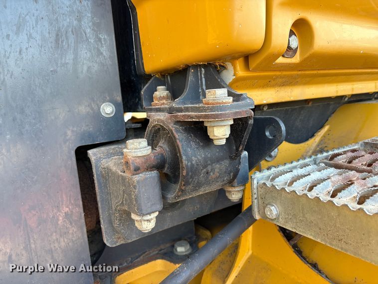 image for item EU0070 2014 John Deere 300D articulated haul truck