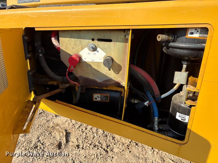 image for item EU0070 2014 John Deere 300D articulated haul truck