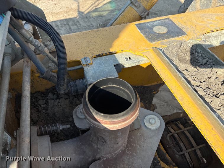 image for item EU0070 2014 John Deere 300D articulated haul truck