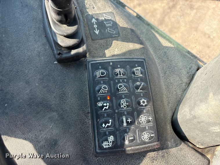 image for item EU0070 2014 John Deere 300D articulated haul truck