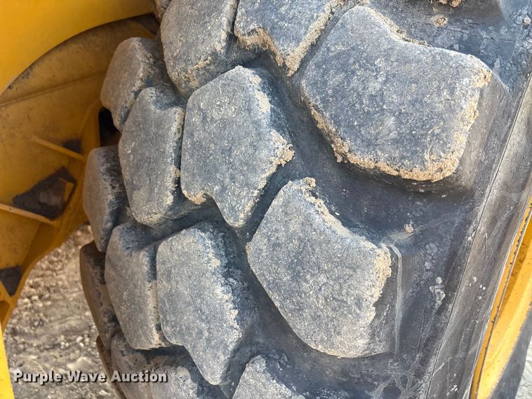 image for item EU0070 2014 John Deere 300D articulated haul truck