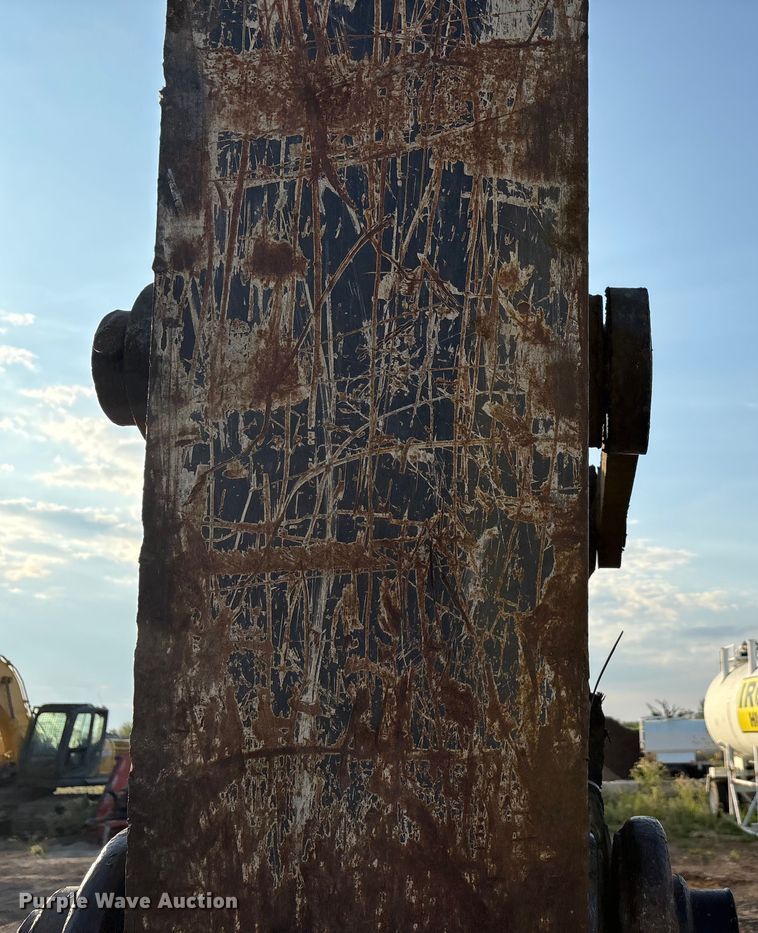 image for item EU0071 2018 John Deere 350G excavator