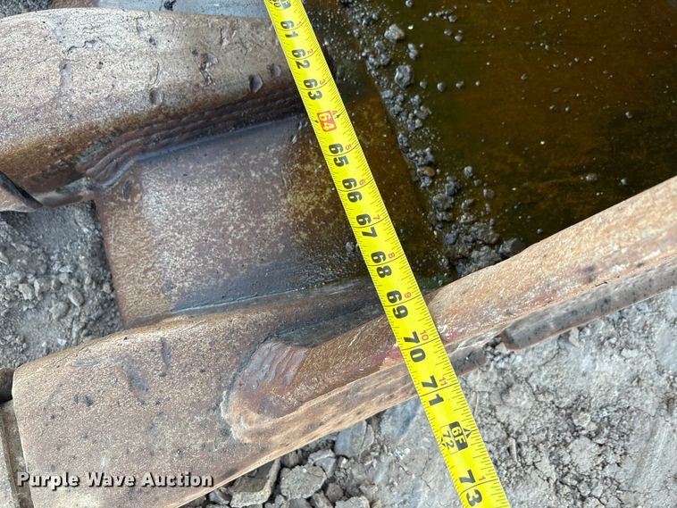 image for item EU0071 2018 John Deere 350G excavator