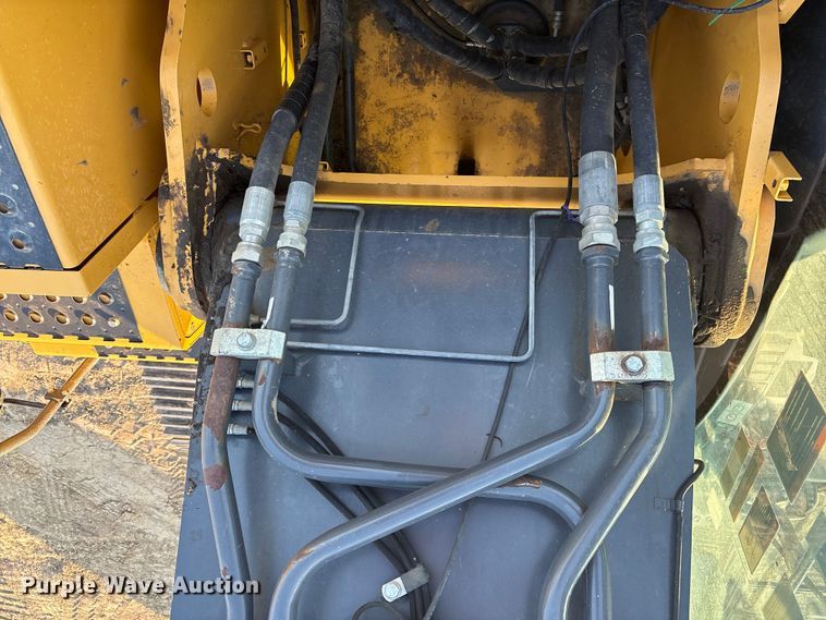 image for item EU0071 2018 John Deere 350G excavator