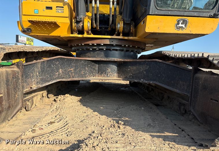 image for item EU0071 2018 John Deere 350G excavator