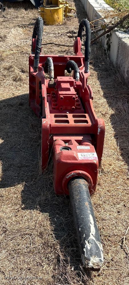 image for item EU0073 NPK breaker