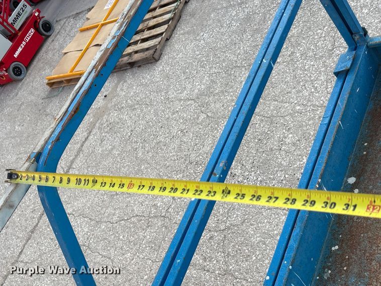 image for item EU0075 2016 Genie GS-3246 scissor lift