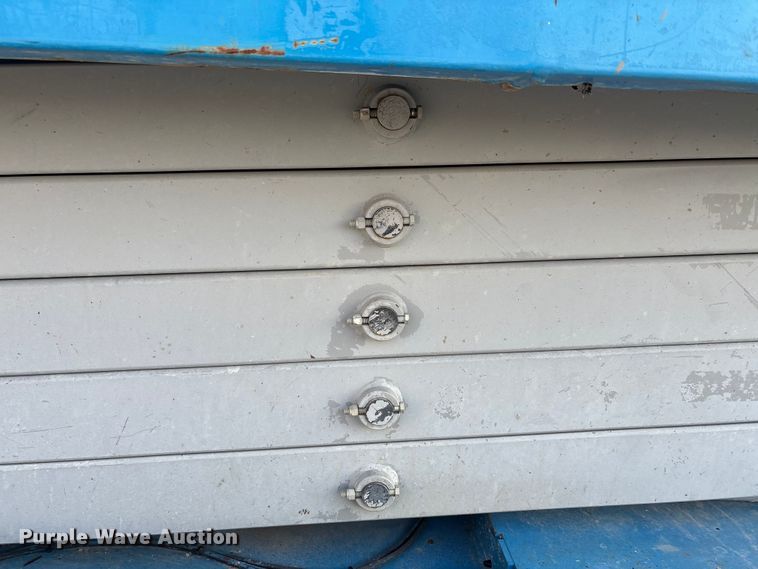 image for item EU0075 2016 Genie GS-3246 scissor lift