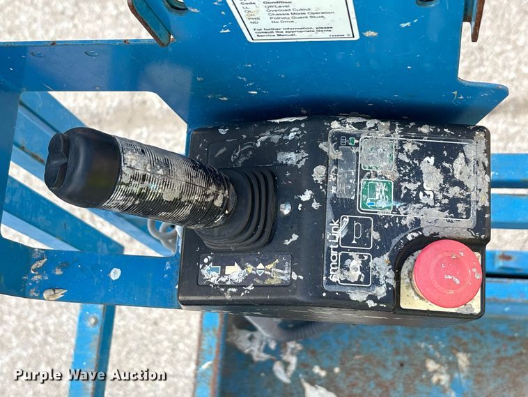 image for item EU0075 2016 Genie GS-3246 scissor lift