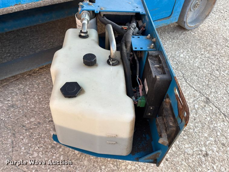 image for item EU0075 2016 Genie GS-3246 scissor lift