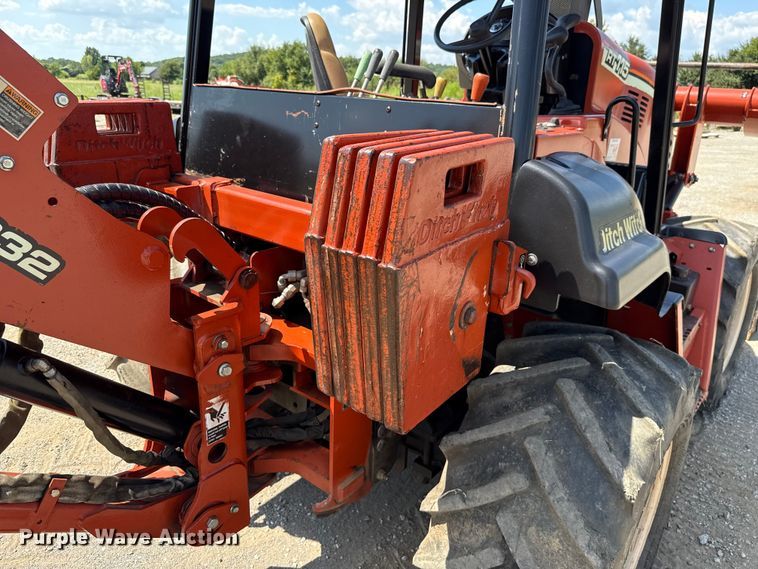 image for item EU2151 2013 Ditch Witch RT115 cable plow