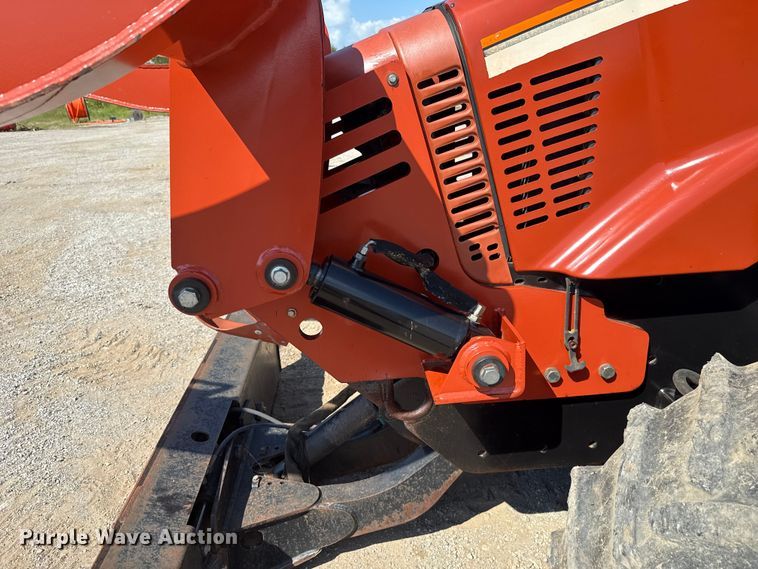image for item EU2152 2012 Ditch Witch RT115H cable plow