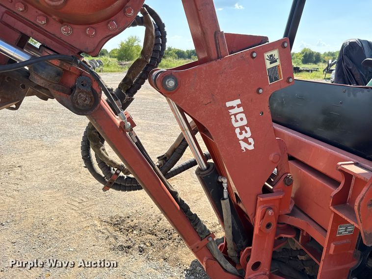 image for item EU2152 2012 Ditch Witch RT115H cable plow