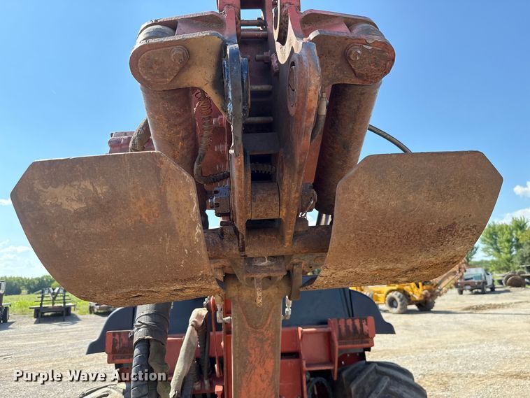 image for item EU2152 2012 Ditch Witch RT115H cable plow