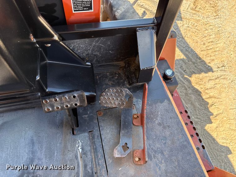 image for item EU2152 2012 Ditch Witch RT115H cable plow