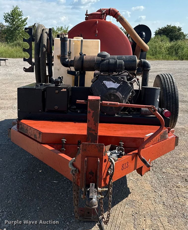 image for item EU2153 Ditch Witch FX25 vacuum excavator