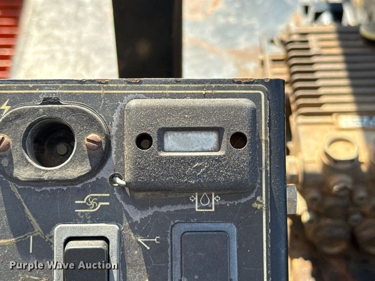 image for item EU2153 Ditch Witch FX25 vacuum excavator