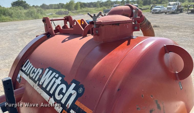 image for item EU2153 Ditch Witch FX25 vacuum excavator
