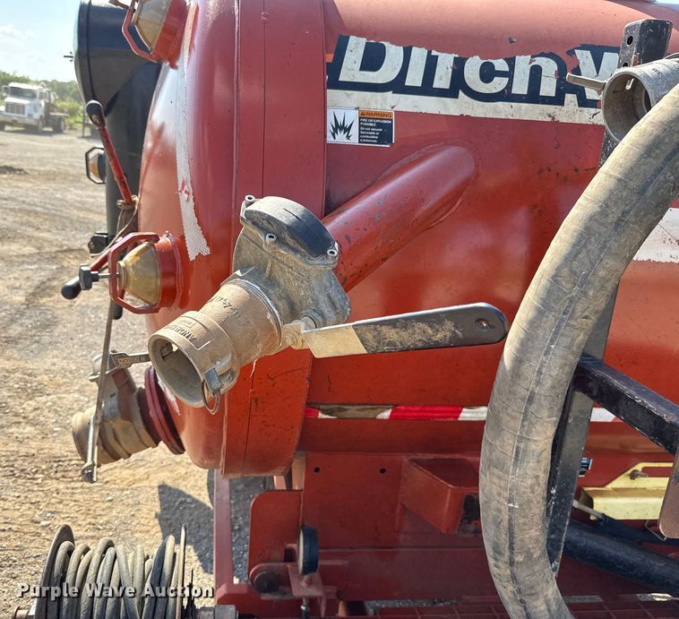 image for item EU2153 Ditch Witch FX25 vacuum excavator