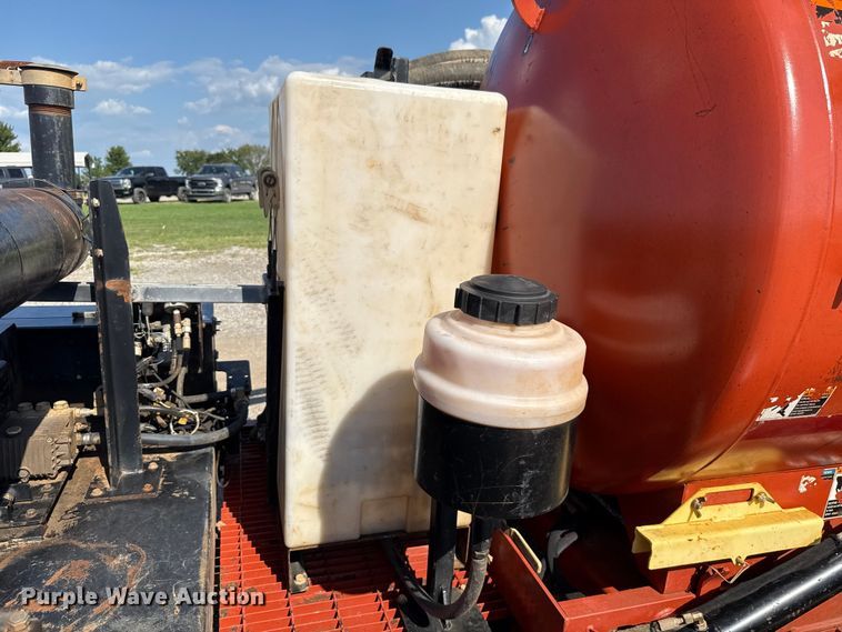 image for item EU2153 Ditch Witch FX25 vacuum excavator