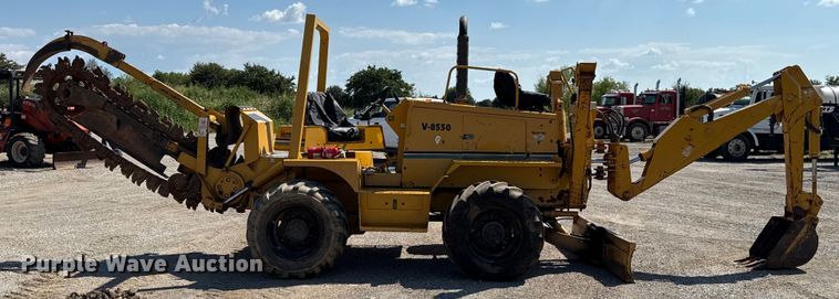 image for item EU2154 1998 Vermeer V8550 trencher