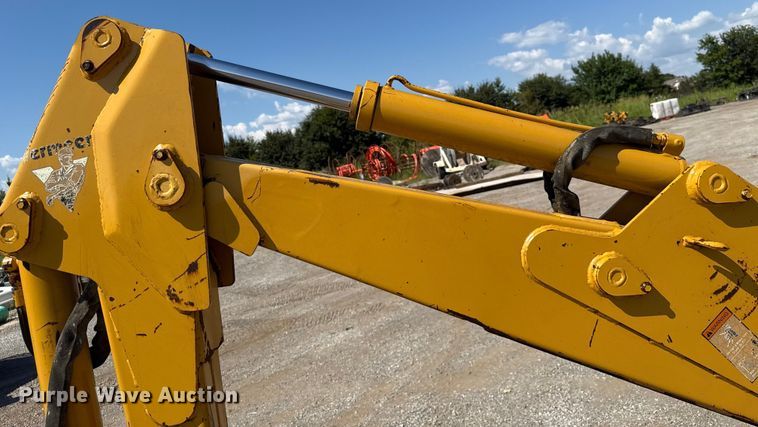 image for item EU2154 1998 Vermeer V8550 trencher