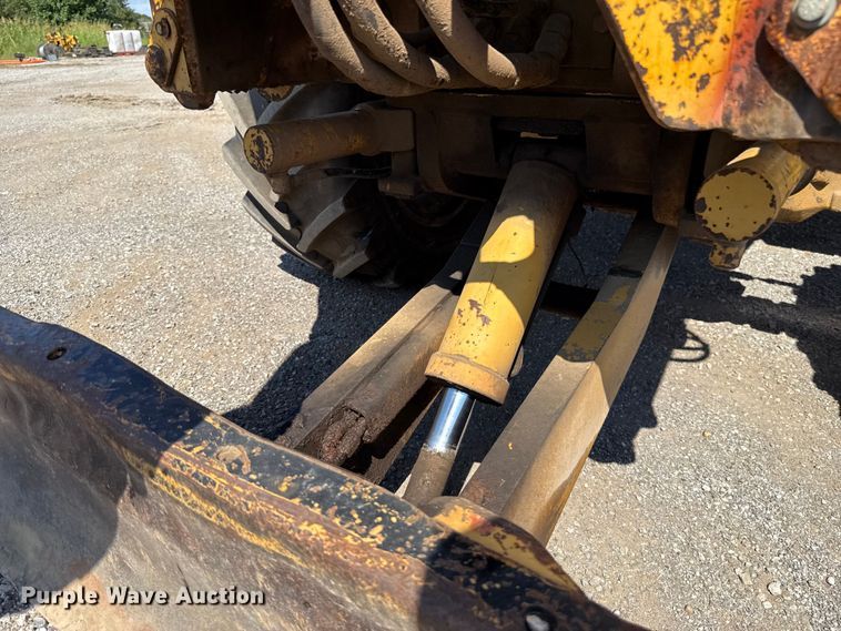 image for item EU2154 1998 Vermeer V8550 trencher