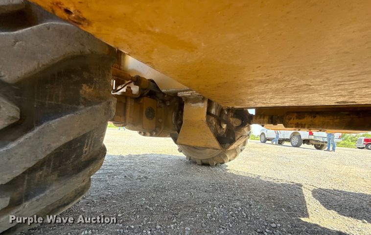 image for item EU2154 1998 Vermeer V8550 trencher