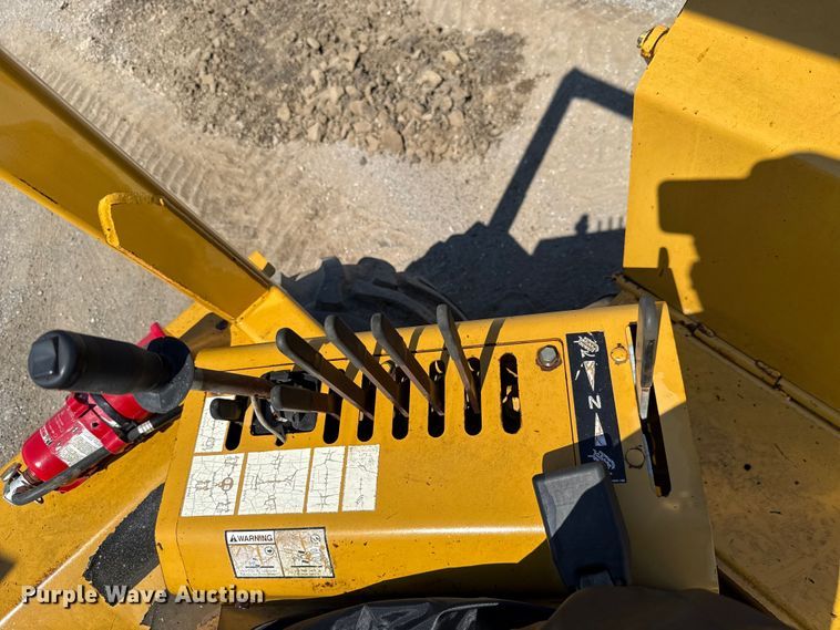 image for item EU2154 1998 Vermeer V8550 trencher