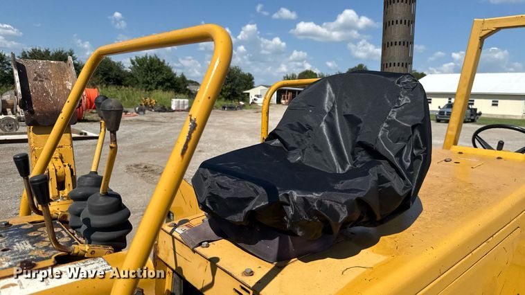 image for item EU2154 1998 Vermeer V8550 trencher