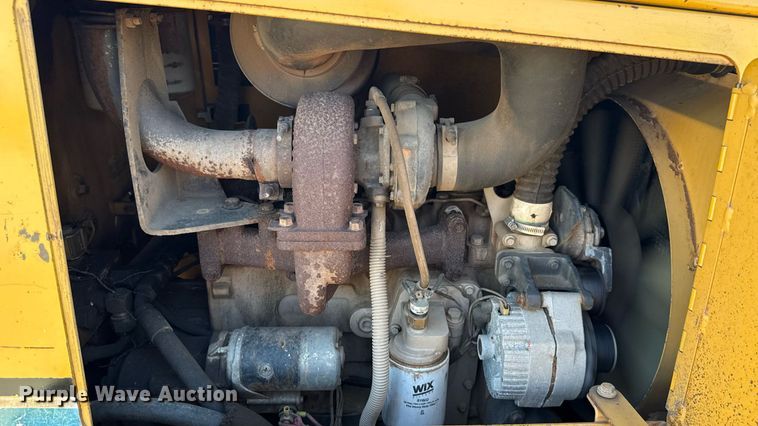 image for item EU2154 1998 Vermeer V8550 trencher