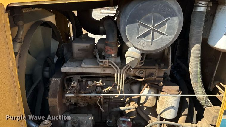 image for item EU2154 1998 Vermeer V8550 trencher