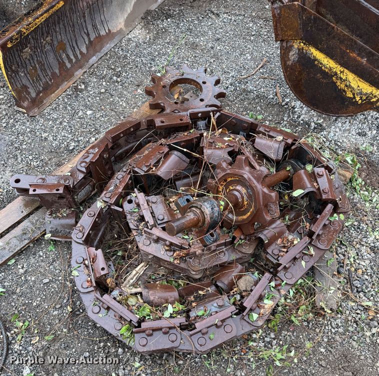 image for item EU2154 1998 Vermeer V8550 trencher