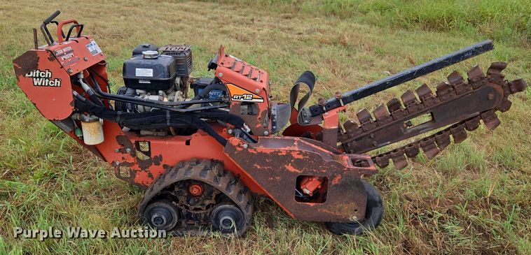 image for item EU3557 2013 Ditch Witch RT12 trencher