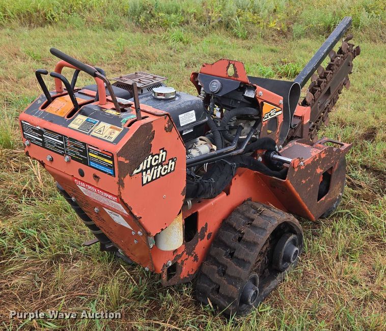 image for item EU3557 2013 Ditch Witch RT12 trencher