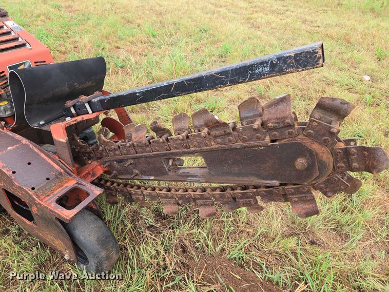 image for item EU3557 2013 Ditch Witch RT12 trencher