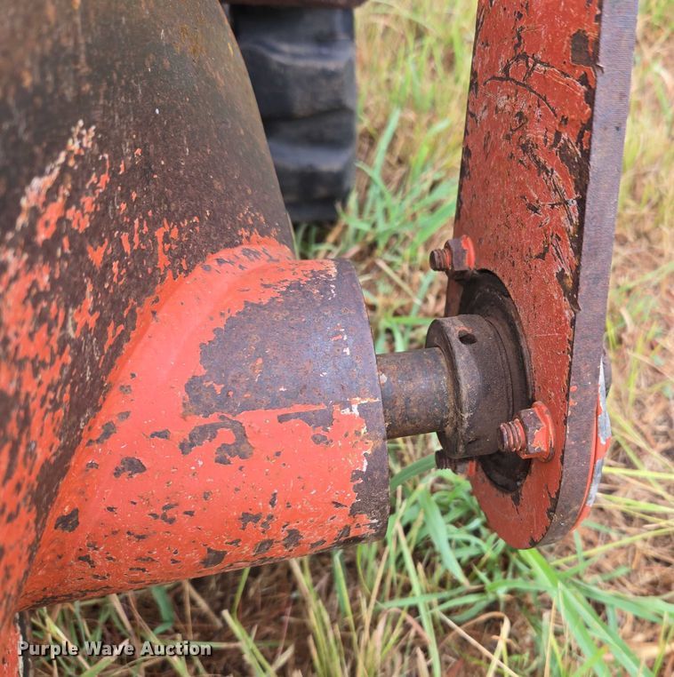 image for item EU3557 2013 Ditch Witch RT12 trencher