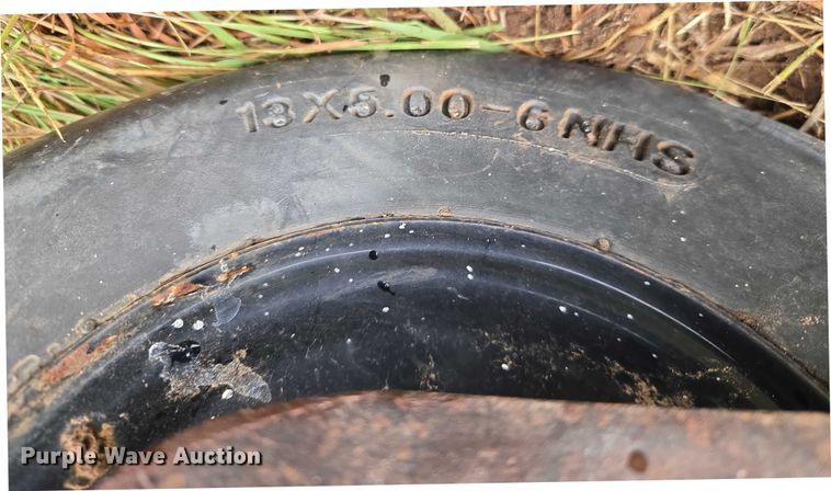 image for item EU3557 2013 Ditch Witch RT12 trencher