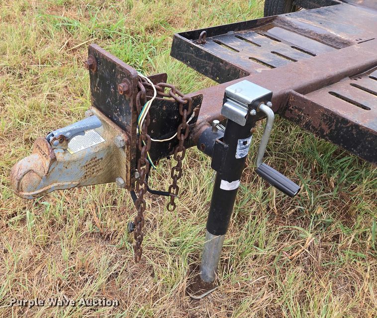 image for item EU3557 2013 Ditch Witch RT12 trencher