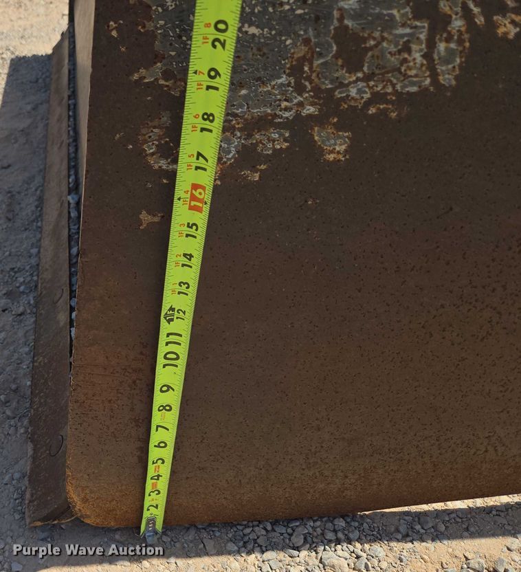 image for item EU3621 2005 Case 570MXT landscape tractor